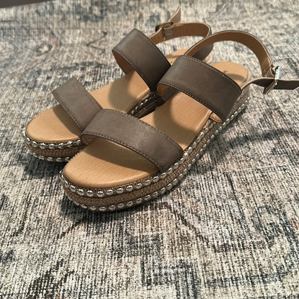 Seven Dials Studded Sandals